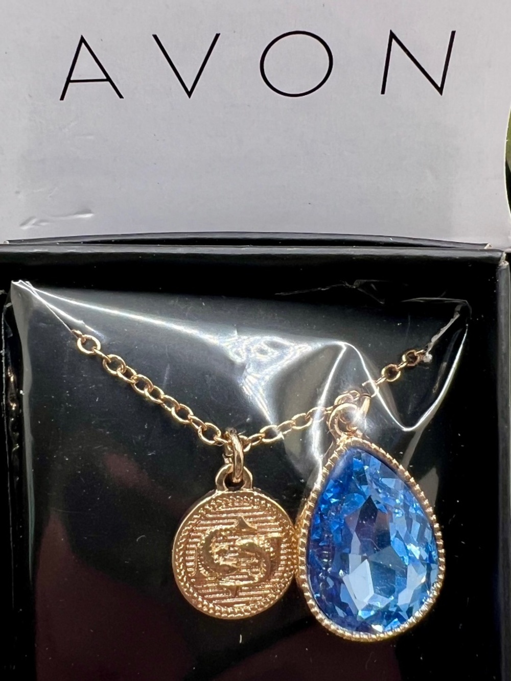 Avon Pisces Zodiac Charm Necklace 2018 FINAL MARKDOWN